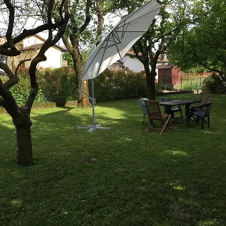 Mariposa Bed & Breakfast