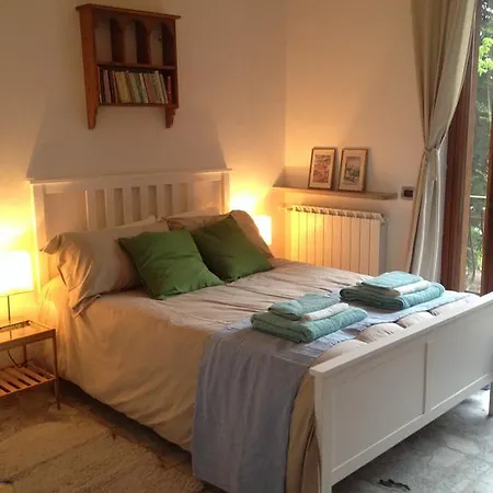 Mariposa Bed & Breakfast